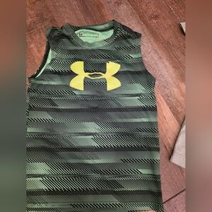 Under Armour Boys' Green & Black Sleeveless Performance Tank Heat Gear Size 7